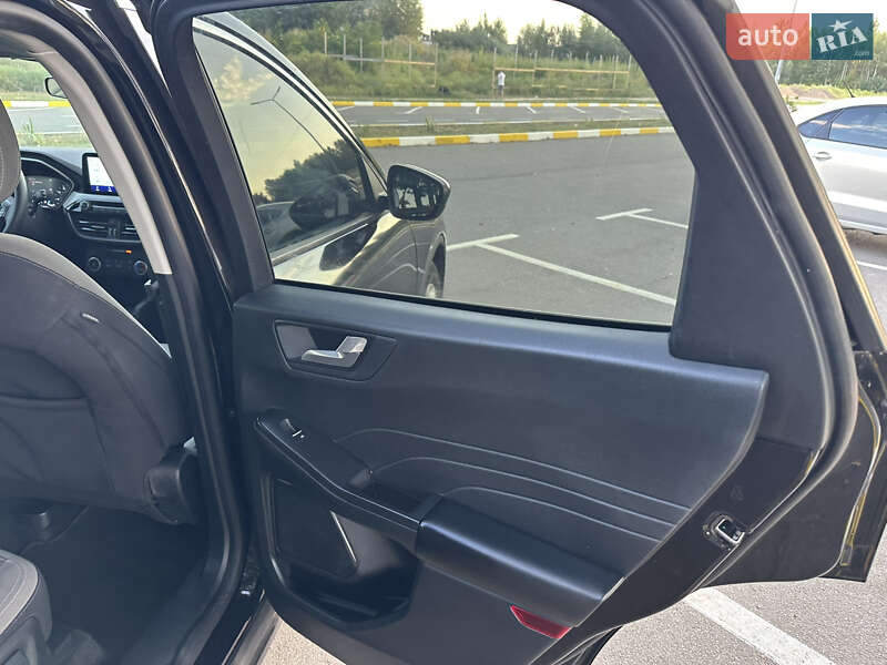 Позашляховик / Кросовер Ford Escape 2021 в Києві