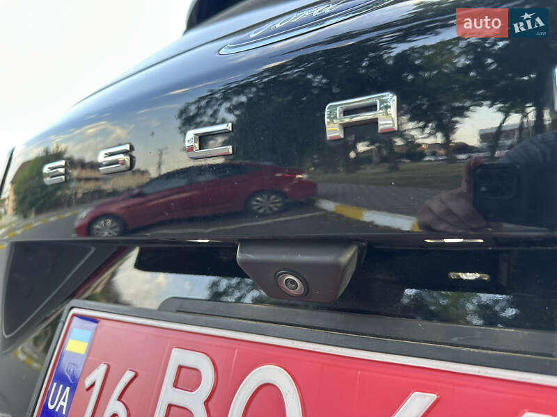 Позашляховик / Кросовер Ford Escape 2021 в Києві