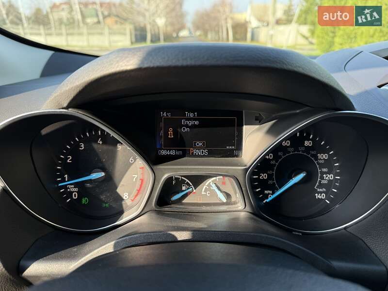 Внедорожник / Кроссовер Ford Escape 2017 в Днепре