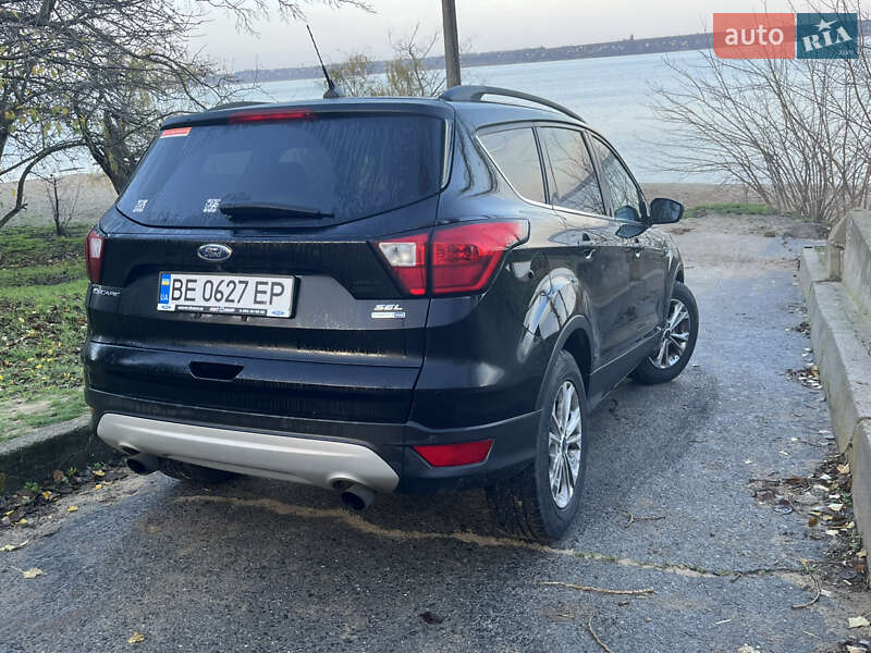 Внедорожник / Кроссовер Ford Escape 2019 в Николаеве