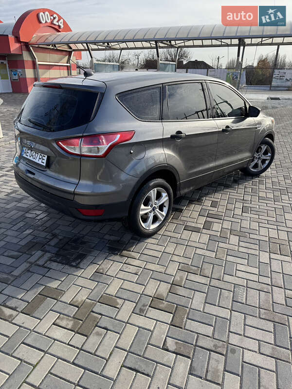 Внедорожник / Кроссовер Ford Escape 2014 в Днепре