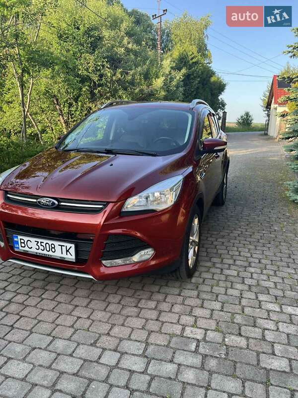Позашляховик / Кросовер Ford Escape 2015 в Львові