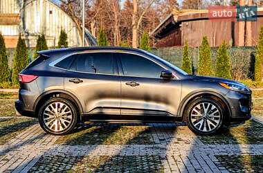Позашляховик / Кросовер Ford Escape 2020 в Харкові