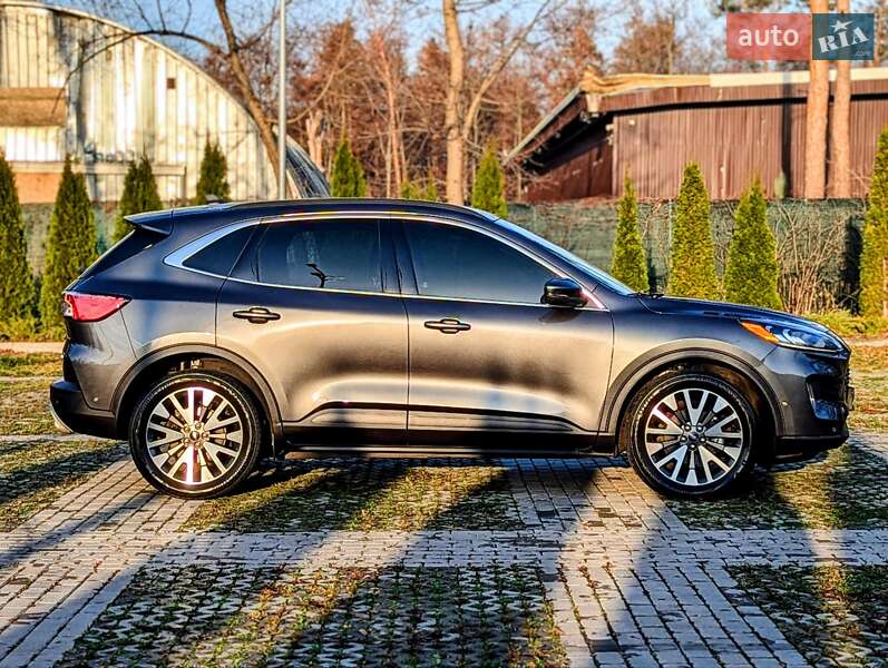Позашляховик / Кросовер Ford Escape 2020 в Харкові