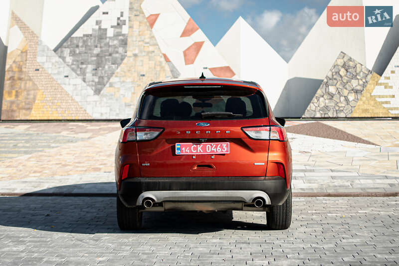 Внедорожник / Кроссовер Ford Escape 2019 в Львове
