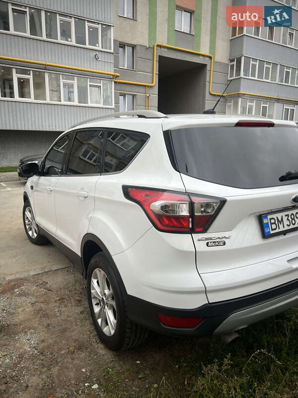 Внедорожник / Кроссовер Ford Escape 2017 в Сумах
