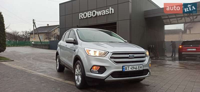 Внедорожник / Кроссовер Ford Escape 2019 в Ивано-Франковске фото 6 Внедорожник / Кроссовер Ford Escape 2019 в Ивано-Франковске