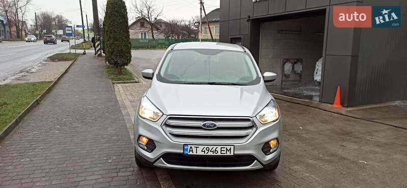 Внедорожник / Кроссовер Ford Escape 2019 в Ивано-Франковске фото 5 Внедорожник / Кроссовер Ford Escape 2019 в Ивано-Франковске