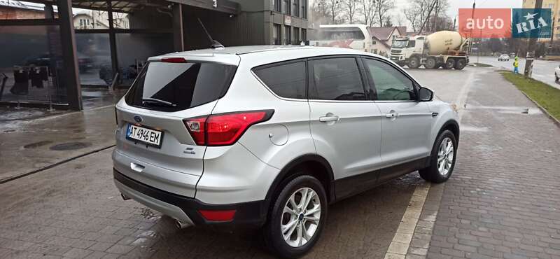 Внедорожник / Кроссовер Ford Escape 2019 в Ивано-Франковске фото 16 Внедорожник / Кроссовер Ford Escape 2019 в Ивано-Франковске
