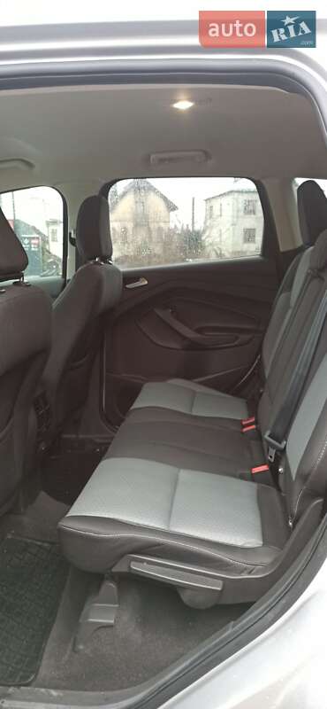 Внедорожник / Кроссовер Ford Escape 2019 в Ивано-Франковске фото 33 Внедорожник / Кроссовер Ford Escape 2019 в Ивано-Франковске