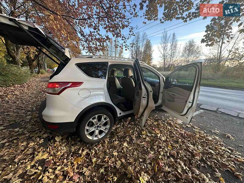 Внедорожник / Кроссовер Ford Escape 2014 в Ужгороде