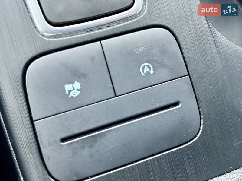 Внедорожник / Кроссовер Ford Escape 2020 в Харькове