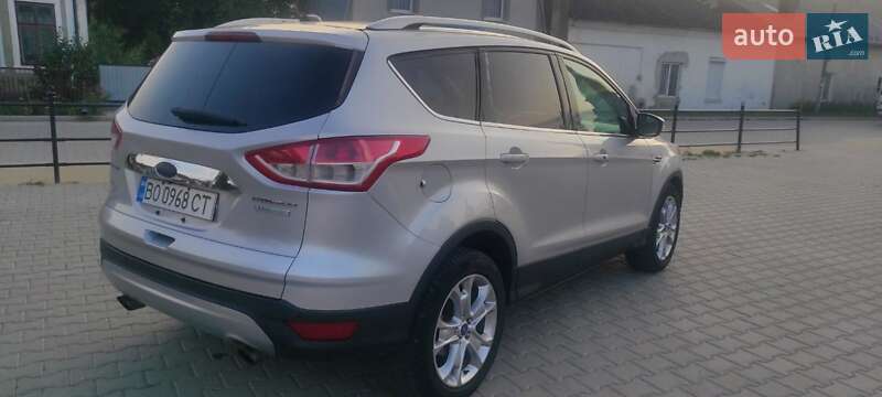 Внедорожник / Кроссовер Ford Escape 2013 в Монастыриске