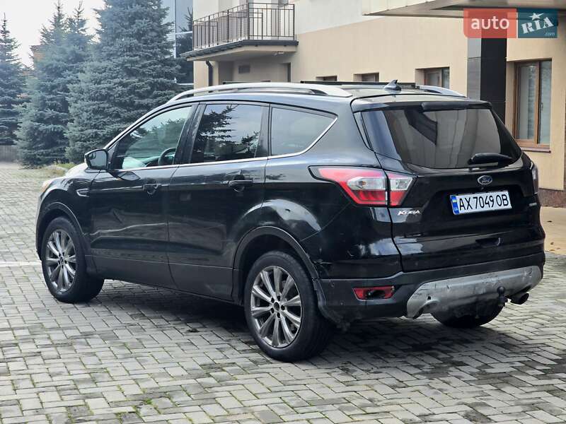 Внедорожник / Кроссовер Ford Escape 2017 в Харькове
