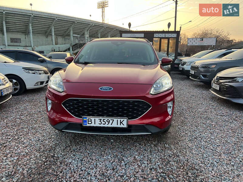 Позашляховик / Кросовер Ford Escape 2019 в Полтаві
