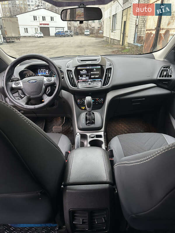 Позашляховик / Кросовер Ford Escape 2014 в Чернігові