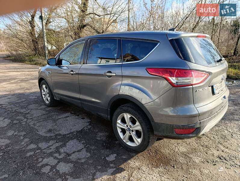 Внедорожник / Кроссовер Ford Escape 2013 в Киеве