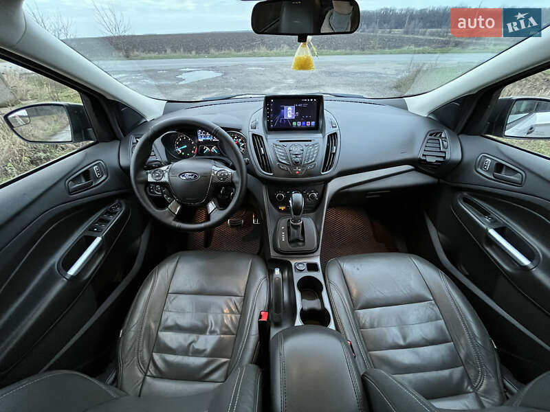 Внедорожник / Кроссовер Ford Escape 2015 в Умани