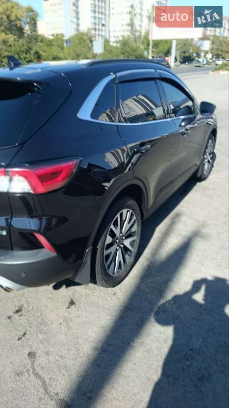 Внедорожник / Кроссовер Ford Escape 2020 в Одессе