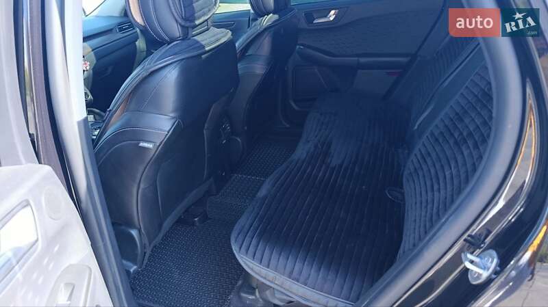 Внедорожник / Кроссовер Ford Escape 2020 в Одессе