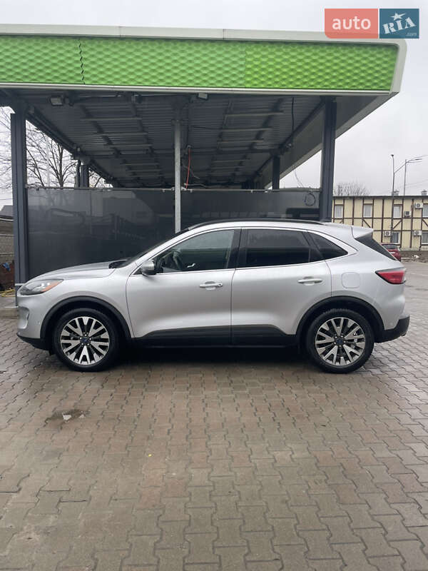 Внедорожник / Кроссовер Ford Escape 2020 в Киеве