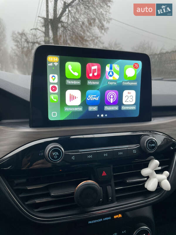 Внедорожник / Кроссовер Ford Escape 2020 в Киеве