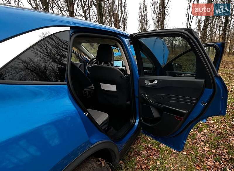 Позашляховик / Кросовер Ford Escape 2020 в Саврані