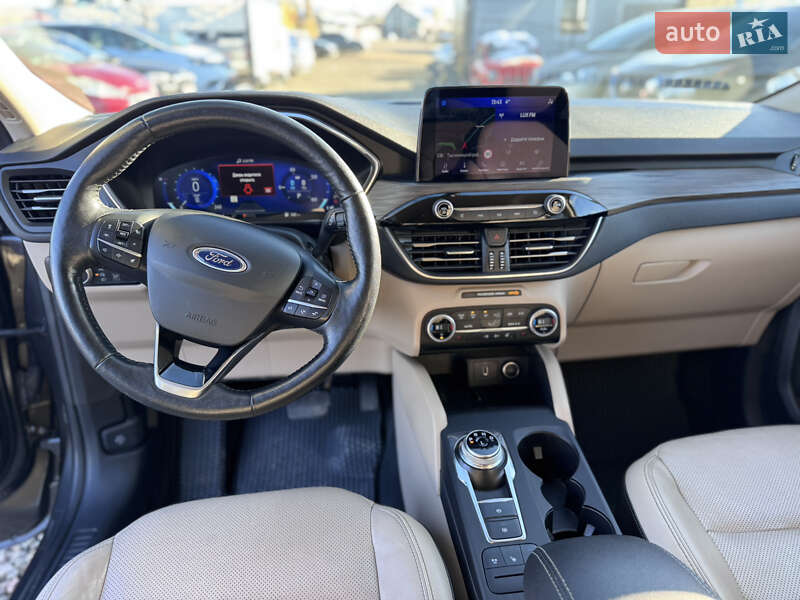 Позашляховик / Кросовер Ford Escape 2020 в Івано-Франківську