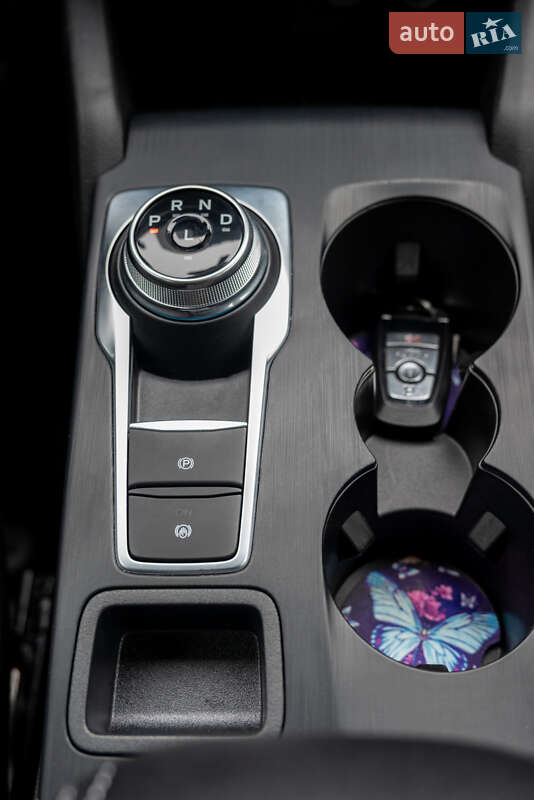 Внедорожник / Кроссовер Ford Escape 2024 в Коломые