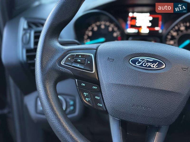 Внедорожник / Кроссовер Ford Escape 2019 в Днепре