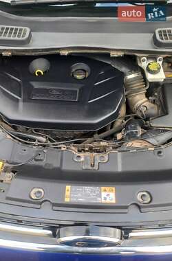 Внедорожник / Кроссовер Ford Escape 2015 в Кременчуге