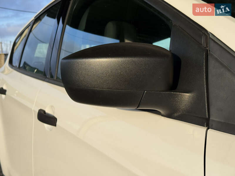 Внедорожник / Кроссовер Ford Escape 2015 в Виннице