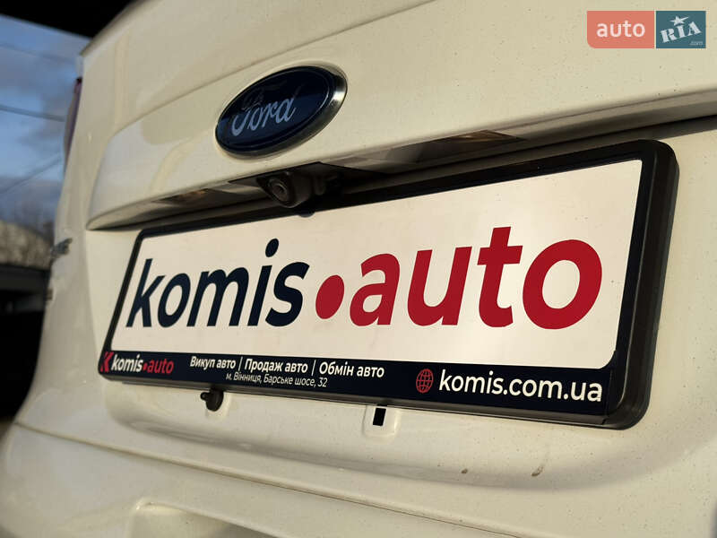 Внедорожник / Кроссовер Ford Escape 2015 в Виннице