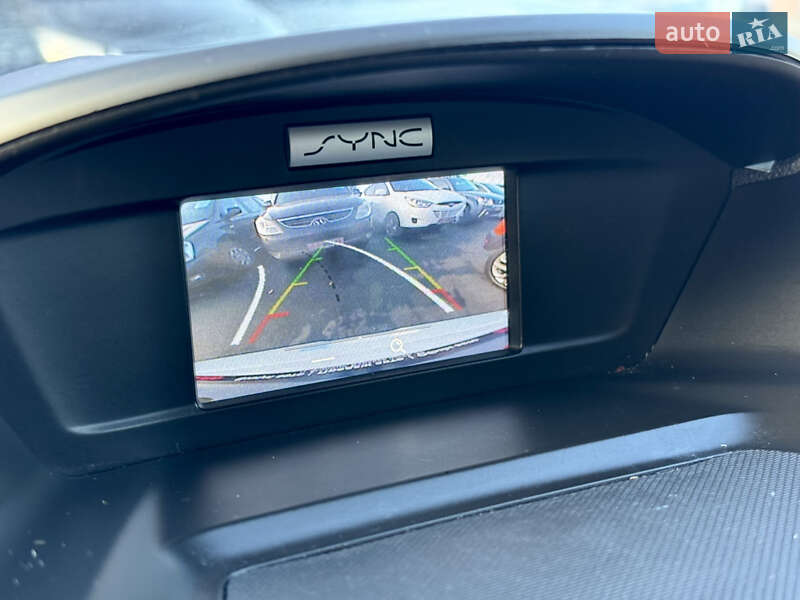 Внедорожник / Кроссовер Ford Escape 2015 в Виннице