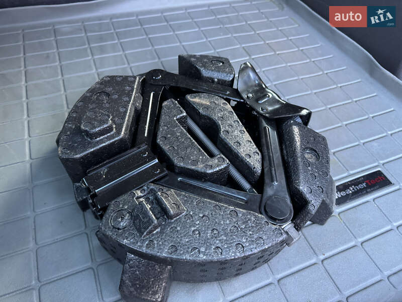 Внедорожник / Кроссовер Ford Escape 2015 в Виннице