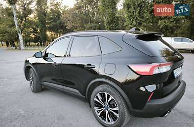 Внедорожник / Кроссовер Ford Escape 2021 в Павлограде