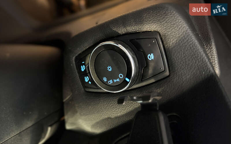 Внедорожник / Кроссовер Ford Escape 2014 в Шептицькому