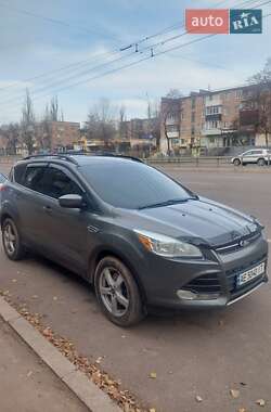 Внедорожник / Кроссовер Ford Escape 2014 в Кривом Роге