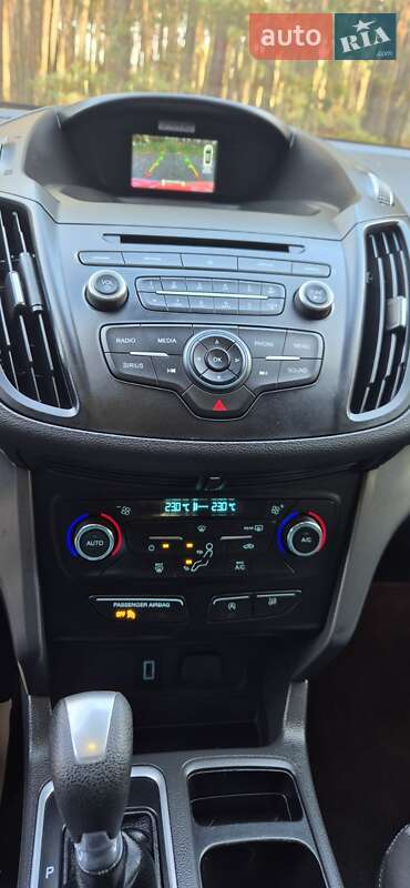 Позашляховик / Кросовер Ford Escape 2017 в Дубні