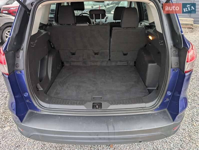 Позашляховик / Кросовер Ford Escape 2015 в Рівному