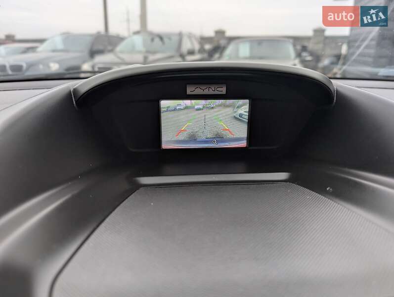 Позашляховик / Кросовер Ford Escape 2015 в Рівному