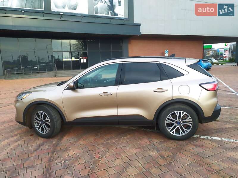 Внедорожник / Кроссовер Ford Escape 2020 в Одессе