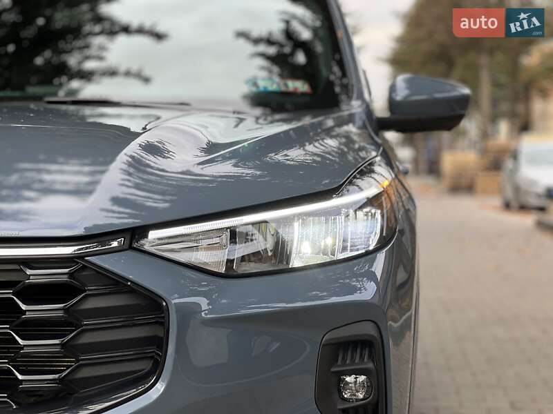 Позашляховик / Кросовер Ford Escape 2023 в Львові