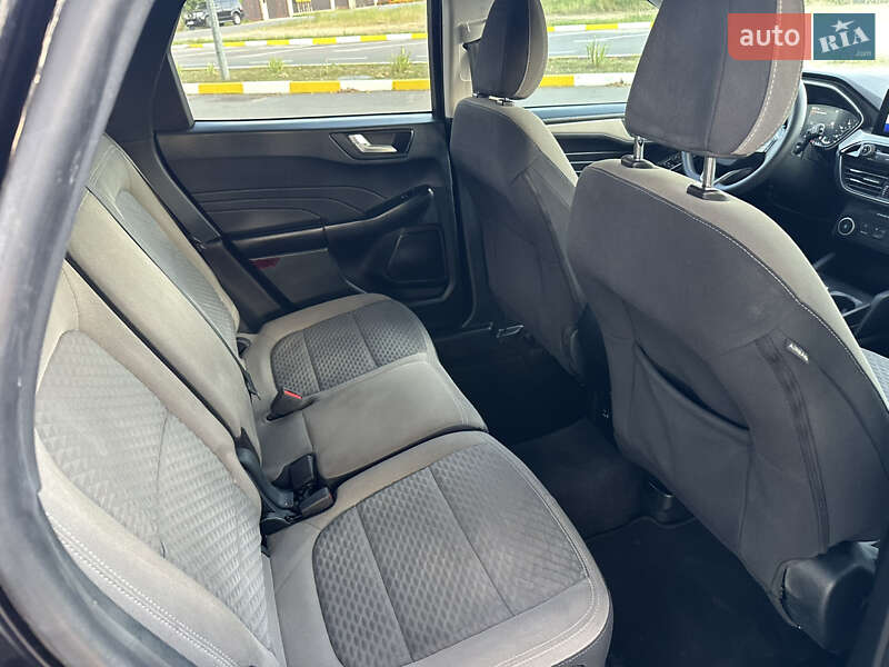 Внедорожник / Кроссовер Ford Escape 2021 в Киеве