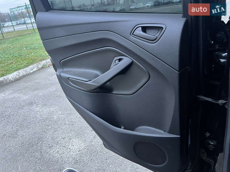 Внедорожник / Кроссовер Ford Escape 2013 в Киеве