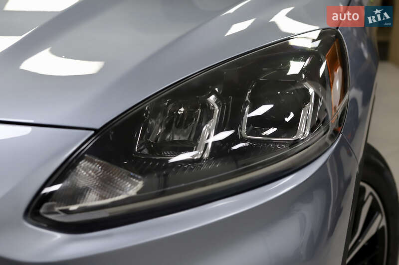 Позашляховик / Кросовер Ford Escape 2023 в Дрогобичі