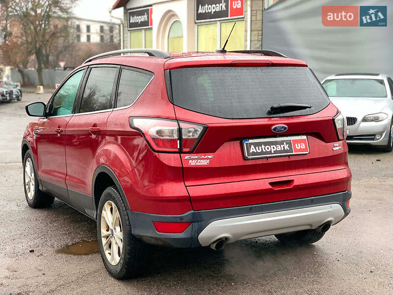 Внедорожник / Кроссовер Ford Escape 2017 в Виннице