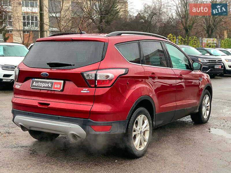 Внедорожник / Кроссовер Ford Escape 2017 в Виннице