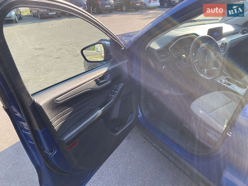 Внедорожник / Кроссовер Ford Escape 2021 в Белой Церкви