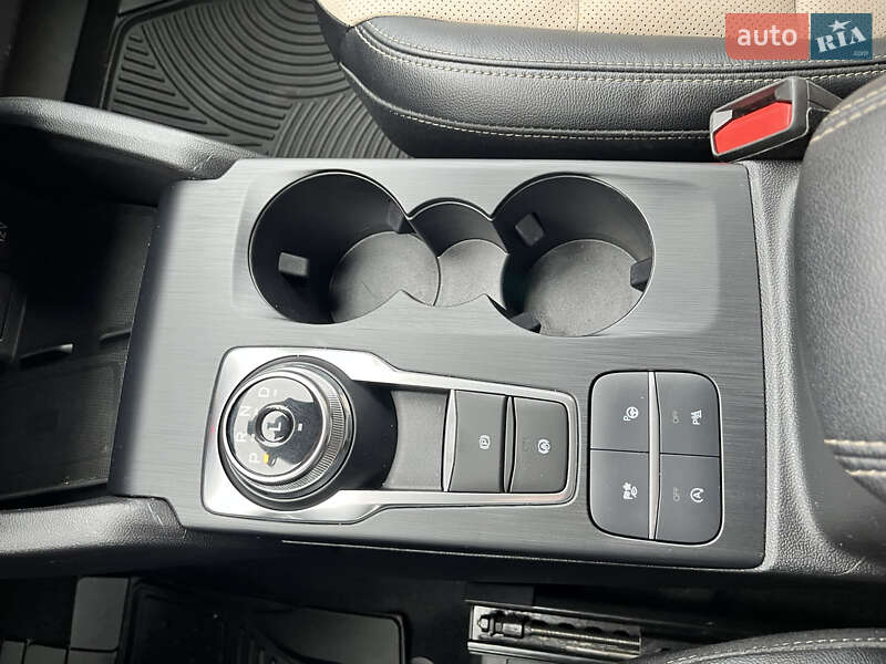 Внедорожник / Кроссовер Ford Escape 2022 в Василькове